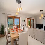 Cleopatra Villa