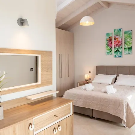 Cleopatra Villa Fiskardo