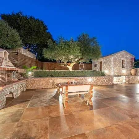 Villa Cleopatra *