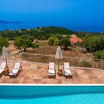 Cleopatra Villa Fiskardo